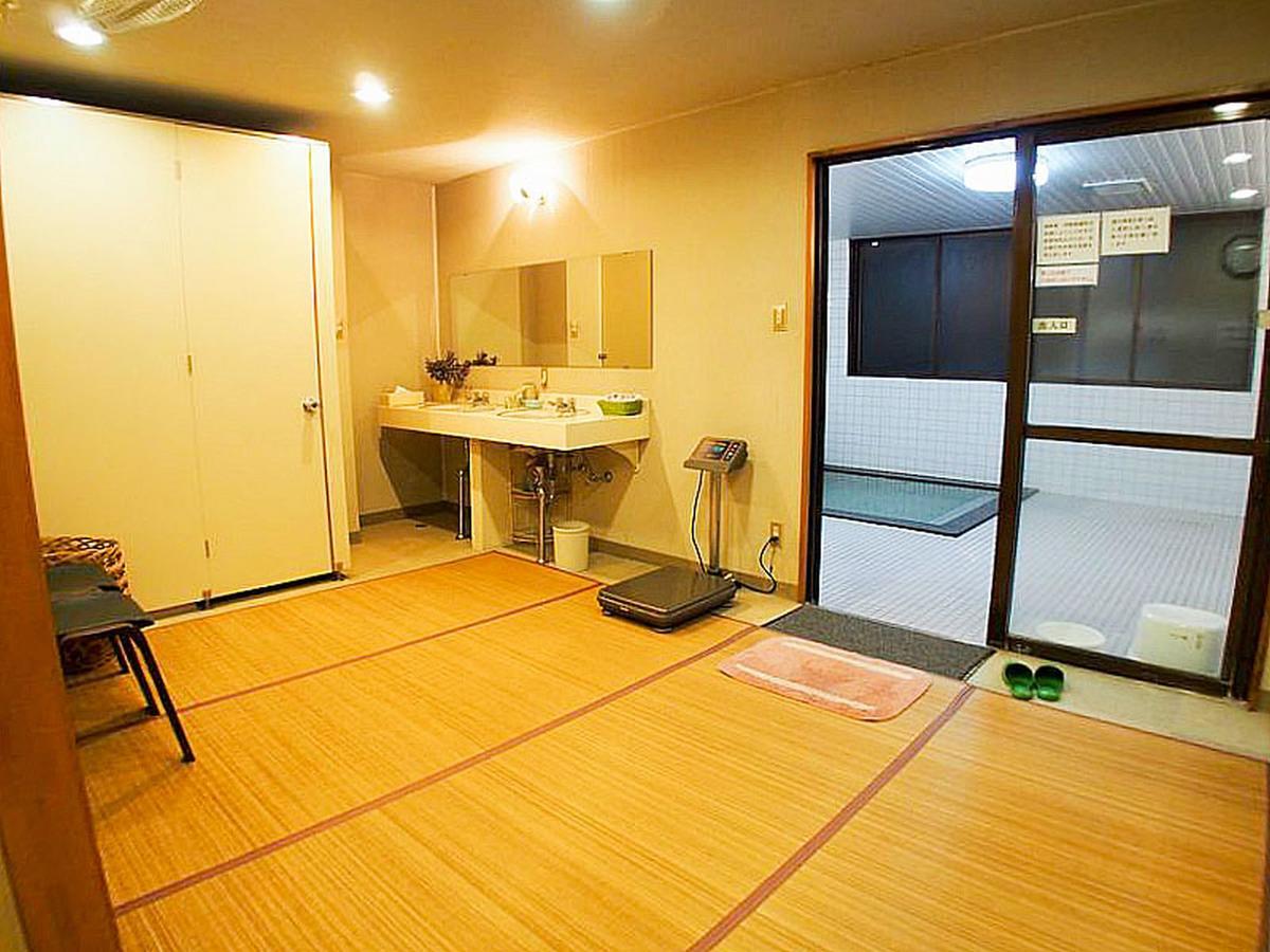 Ebisu Hotel Ina Luaran gambar